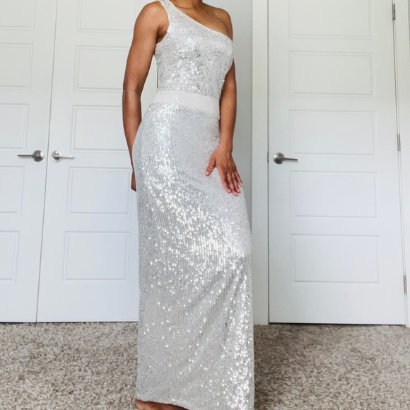One Arm Sequin Occassion Dress - Picture 3 of 7